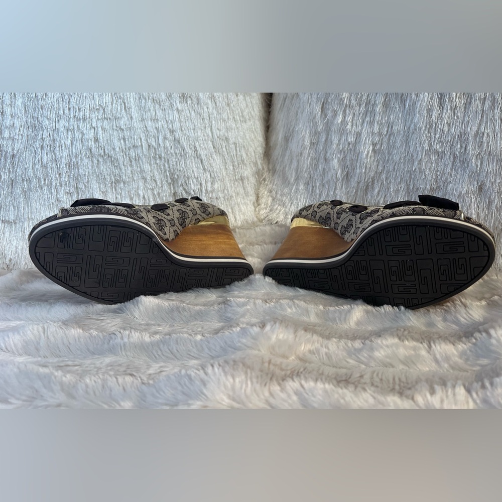 Guess Women's Wedges with Gold and Brown Accents - Picture 6 of 16